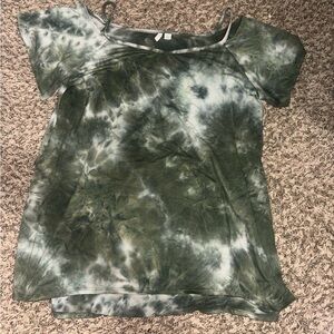 Green tie-dye shirt